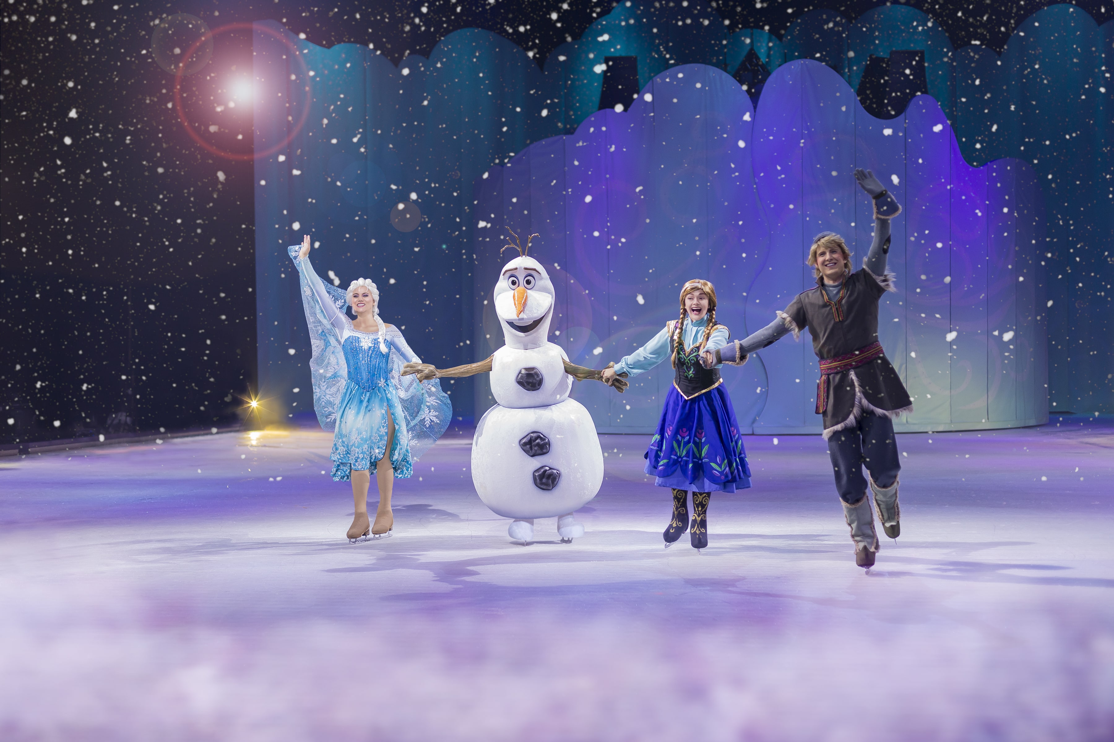 Disney On Ice Presents “Dare To Dream” and Introduces Moana!